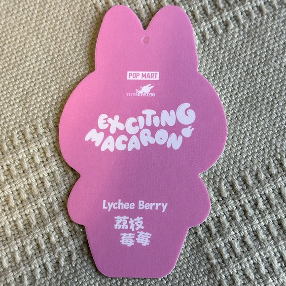 AUTHENTIC PopMart Labubu The Monsters Exciting Macaroon V1 plush - Picture 8 of 9